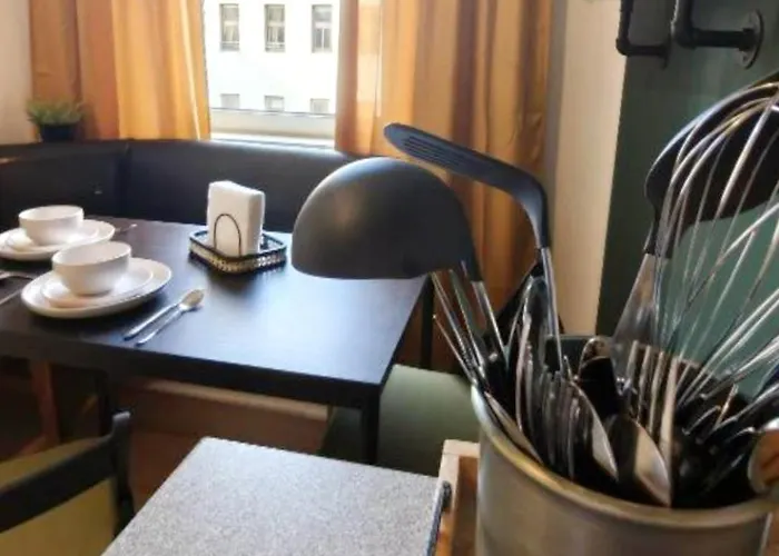 Metro 1br - 3 Min To U1 Metro - Free Parking Apartamento Viena